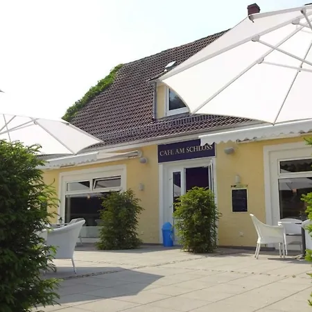 Sylvia In Basedow * Basedow (Mecklenburg-Vorpommern)